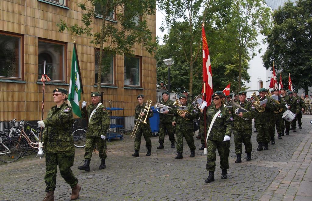 Hjemmeværnets musikkompagni Nordjylland gik i front på marchen.jpg